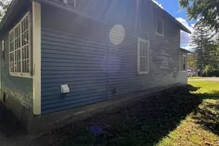 3 Sunnyside St, Houlton, ME 04730 - Photo 4