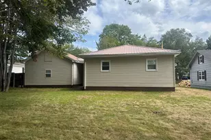 86 Ohio St, Millinocket, ME 04462 - Photo 4