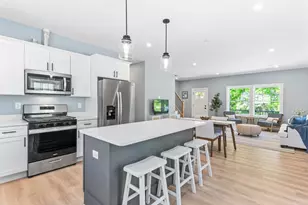 7 Parsonage Rd, North Yarmouth, ME 04097 - Photo 2