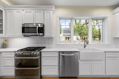 294 Broadway, Rockland, ME 04841 - Photo 14