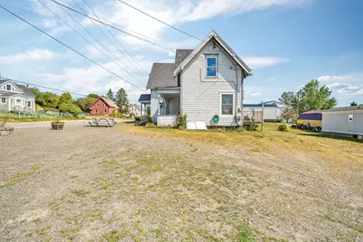 56 Washington Street, Lubec, ME 04652 - Photo 12