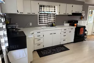 4 Pinkham Street St, Lincoln, ME 04457 - Photo 8