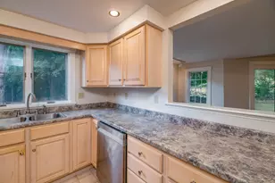 31 Oakwood Dr, Hallowell, ME 04347 - Photo 24