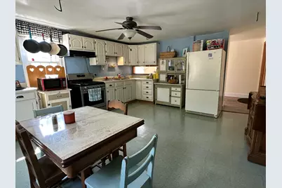 980 E Madison Road, Madison, ME 04950 - Photo 6