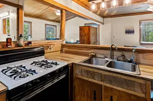 1053 Oliver Hill Rd, Dover Foxcroft, ME 04426 - Photo 10