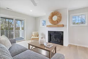 32 Regency Cir, Kittery, ME 03904 - Photo 12