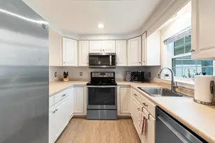 9 Hampton Glen Dr, Kennebunk, ME 04043 - Photo 16