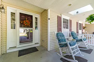 9 Hampton Glen Dr, Kennebunk, ME 04043 - Photo 4