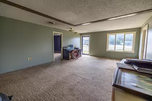 1186 Eastern Ave, Chelsea, ME 04330 - Photo 10