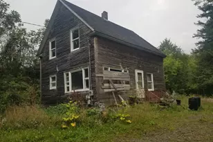 164 Main St, Fort Fairfield, ME 04742 - Photo 2