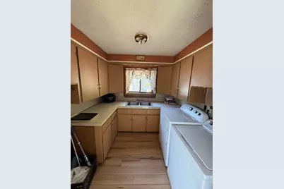 7 Bates Street, Sanford, ME 04073 - Photo 12