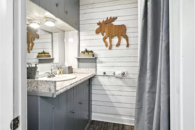 7 N North Maple Street, Greenville, ME 04441 - Photo 32