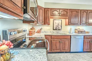 43 Estates Dr, Manchester, ME 04351 - Photo 12