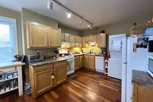 379 Cumberland Ave, Portland, ME 04101 - Photo 24
