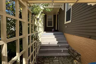 379 Cumberland Ave, Portland, ME 04101 - Photo 4