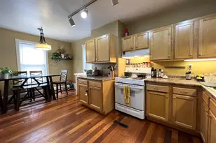 379 Cumberland Ave, Portland, ME 04101 - Photo 26