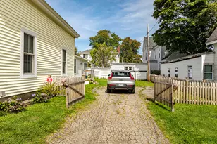 57 Grace St, Rockland, ME 04841 - Photo 32