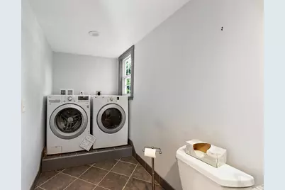 444 W Auburn Road, Auburn, ME 04210 - Photo 8