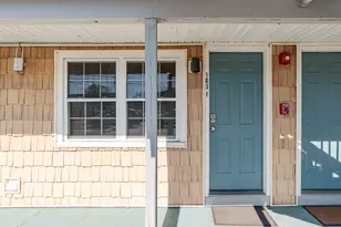 78 E Grand Ave, Old Orchard Beach, ME 04064 - Photo 2