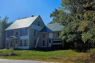18 N Main St, Strong, ME 04983 - Photo 4