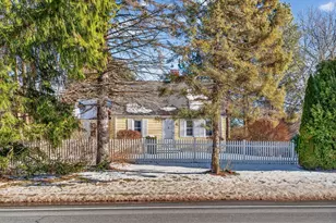 193 Main St, Cumberland, ME 04021 - Photo 2