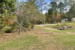 528 N Parish Rd, Turner, ME 04282 - Photo 8