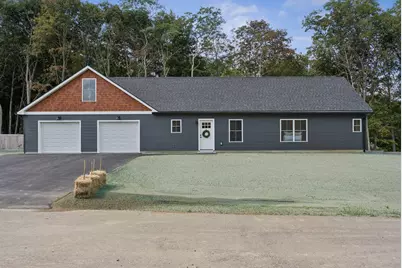 30 Village Green Circle, Oakland, ME 04963 - Photo 2