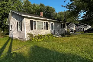 10 Sheridan St, Newport, ME 04953 - Photo 2