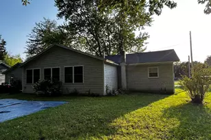 10 Sheridan St, Newport, ME 04953 - Photo 10