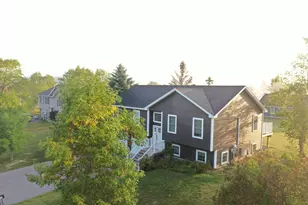 19 Virginia Ln, Bangor, ME 04401 - Photo 4