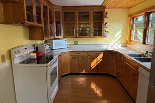 26 Pleasant St, Millinocket, ME 04462 - Photo 4