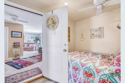 185 E Grand Avenue, Old Orchard Beach, ME 04064 - Photo 46