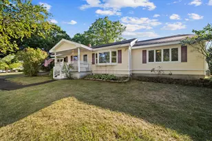 29 Thompson Rd, Veazie, ME 04401 - Photo 2