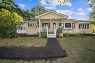 29 Thompson Rd, Veazie, ME 04401 - Photo 1