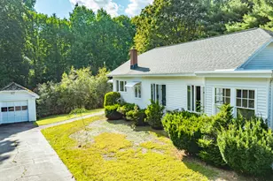 1106 Chase Rd, Veazie, ME 04401 - Photo 2