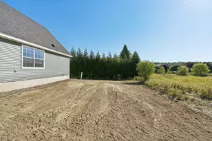 6 Bayberry Ct, Augusta, ME 04330 - Photo 6
