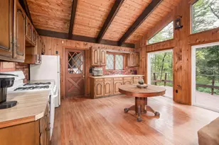 109 Bartlett Rd, Kittery, ME 03905 - Photo 6