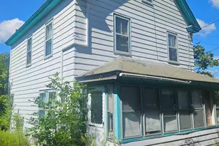 90 Elm St, Millinocket, ME 04462 - Photo 2