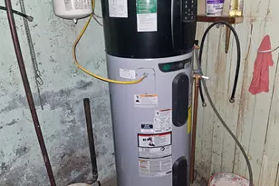 90 Elm St, Millinocket, ME 04462 - Photo 30