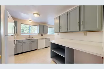 801 US Rt 1, Yorke Woods #K-3, York, ME 03904 - Photo 8