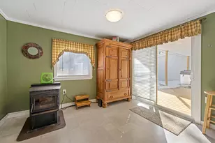 49 North St, Newport, ME 04953 - Photo 18