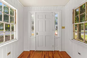 86 Pleasant St, Yarmouth, ME 04096 - Photo 10