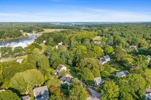 86 Pleasant St, Yarmouth, ME 04096 - Photo 8