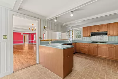 86 Pleasant Street, Yarmouth, ME 04096 - Photo 16