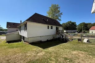 49 Hemlock St, Sabattus, ME 04280 - Photo 6