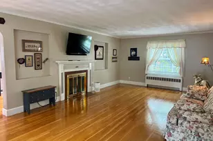 144 Silver St, Waterville, ME 04901 - Photo 10