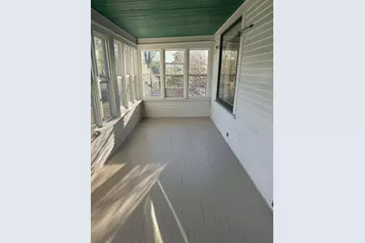 17 Bates Street, Millinocket, ME 04462 - Photo 4