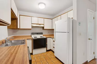 85 Middle Street #10, Hallowell, ME 04347 - Photo 10