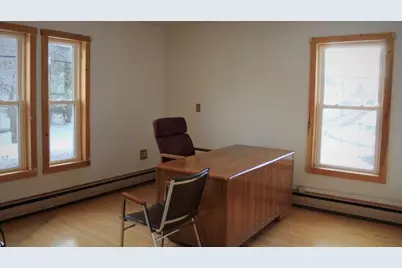 49 W Broadway, Lincoln, ME 04457 - Photo 32