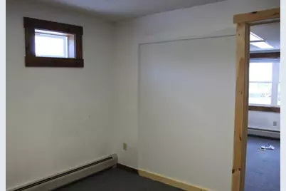 49 W Broadway, Lincoln, ME 04457 - Photo 24